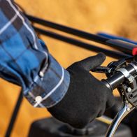 Grip handle of a Scheppach dumper with ergonomic grip and control levers