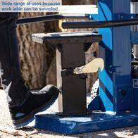 Compact log splitter with swivel worktable for versatile use