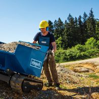 Scheppach tracked dumper DP5000 with hydraulic tip in operation