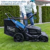 Scheppach battery lawnmower with central cutting height adjustment (26–80 mm)