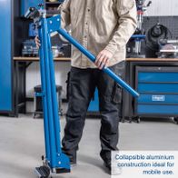 Compact aluminium base stand for mobile use, designed for heavy-duty support and adjustable height