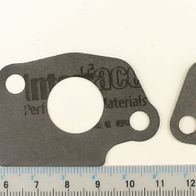 Carburetor gasket set with multiple gasket rings and mounting pieces