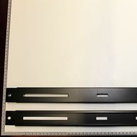 Universal base strut with integrated holders for UG1600 Toolson