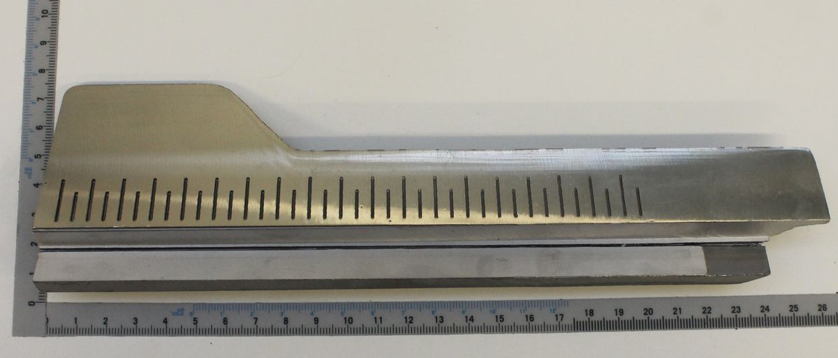 Scheppach left slide fence with measurement scale for accurate alignment
