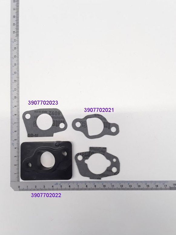 Scheppach carburetor gasket set: varied gasket shapes and hole configurations