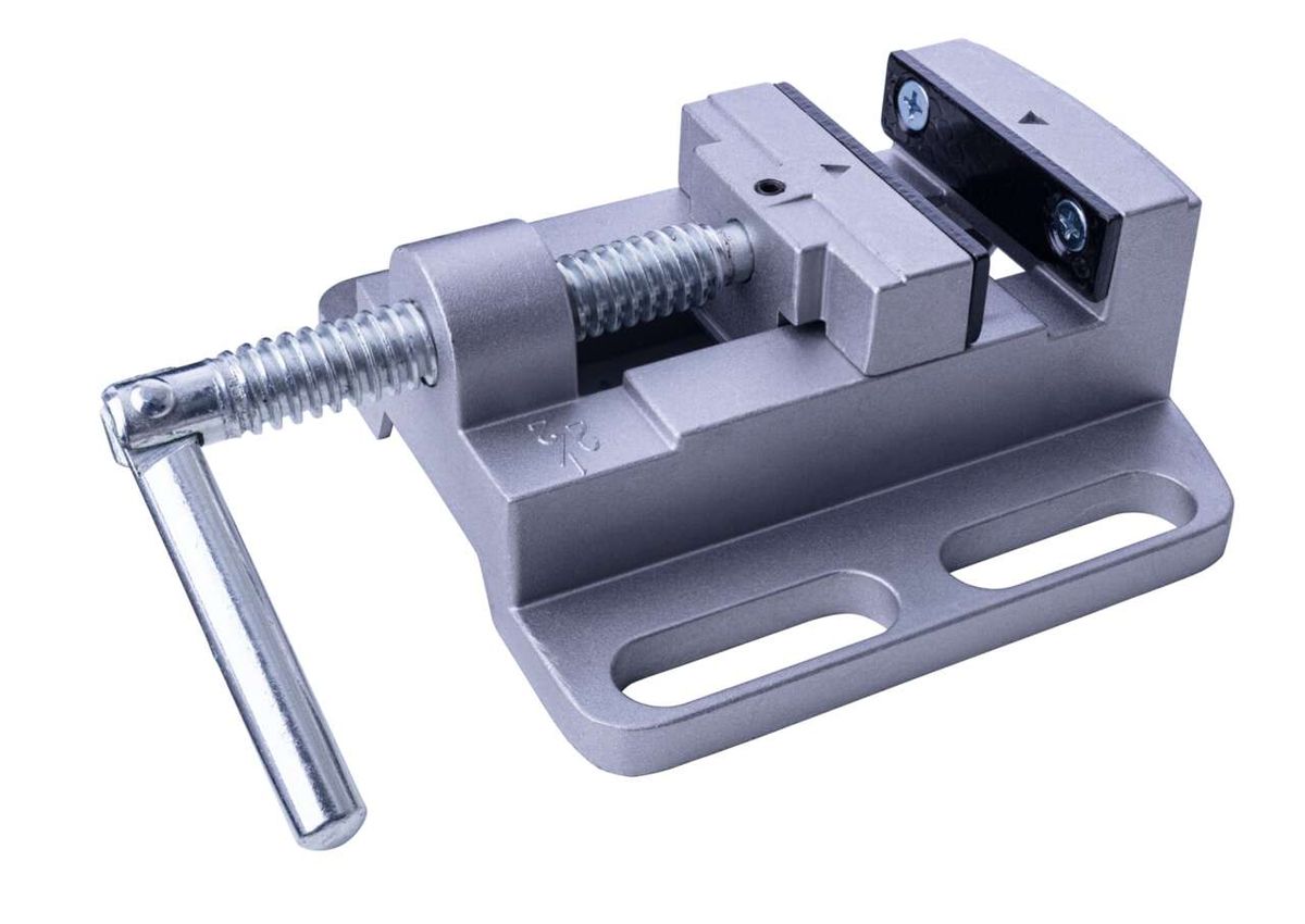 Scheppach vice with 59mm spread and 64x20mm jaws for accurate clamping