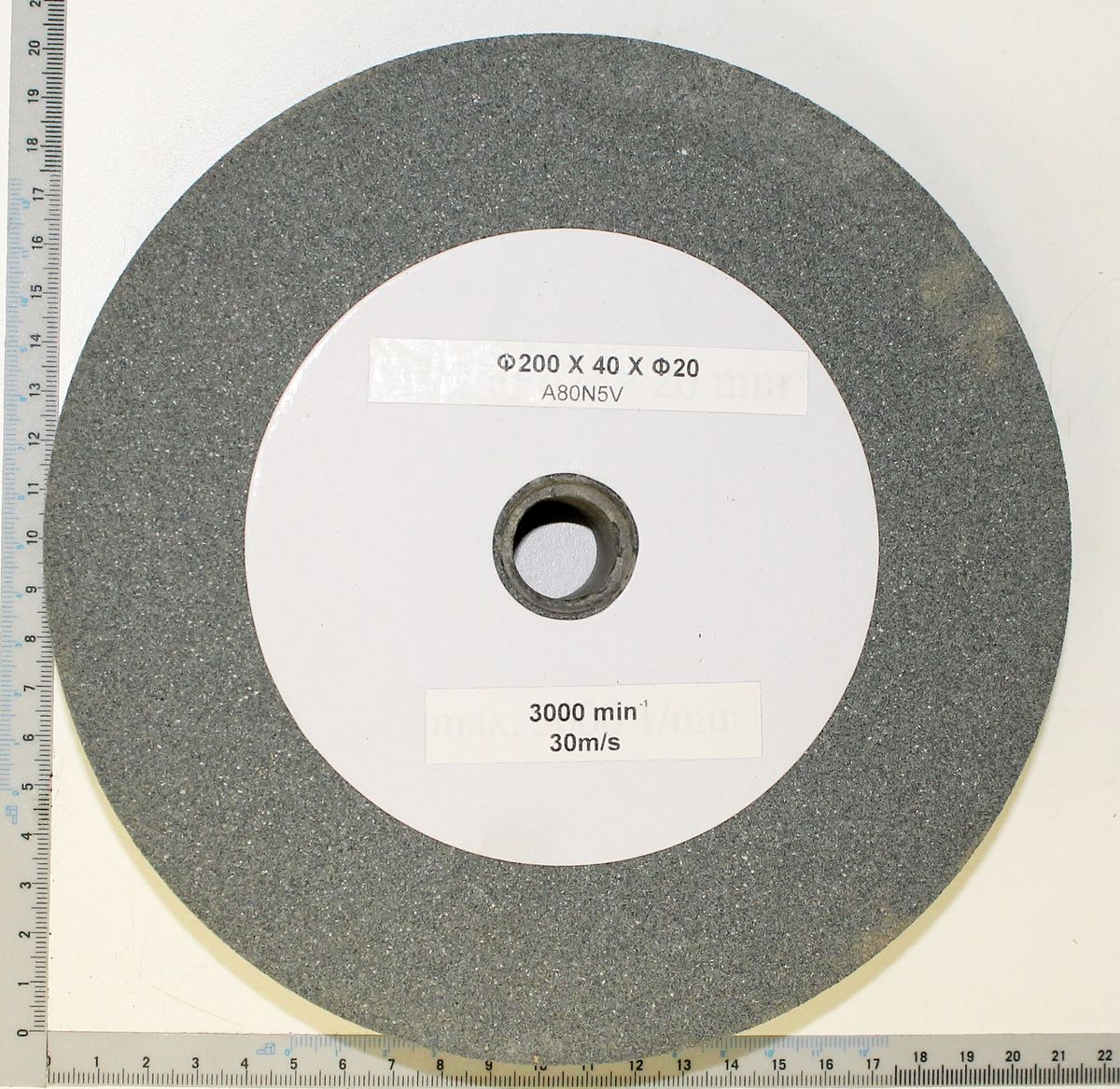 Scheppach wet grinding disc (200x40) with marked hole for precise grinding