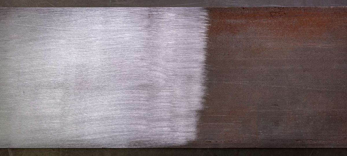 Scheppach silicon carbide brush with visible design on plain background