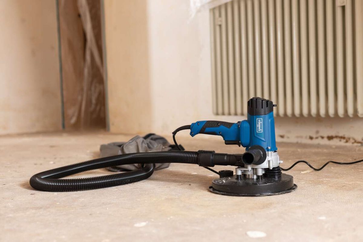 Scheppach wall and ceiling sander with hose and dust extraction bag