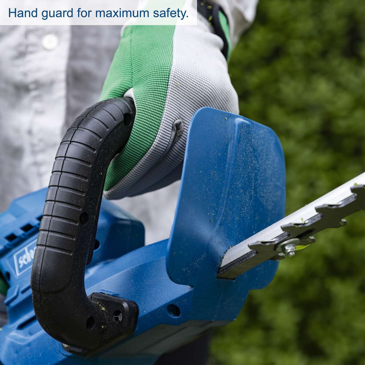 Hand guard for maximum safety on Scheppach cordless hedge trimmer