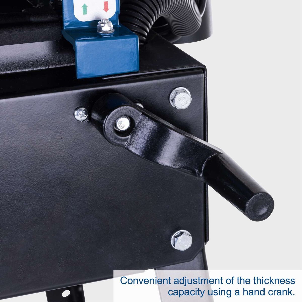 Hand crank for convenient thickness adjustment on planer