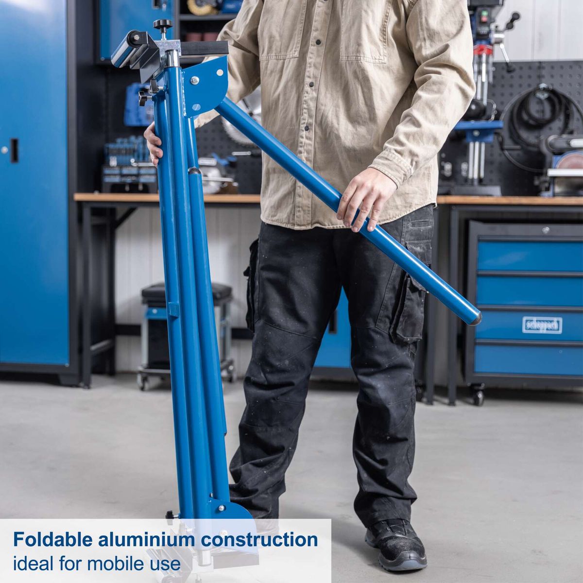 Foldable aluminium base for mitre saw, designed for mobile use