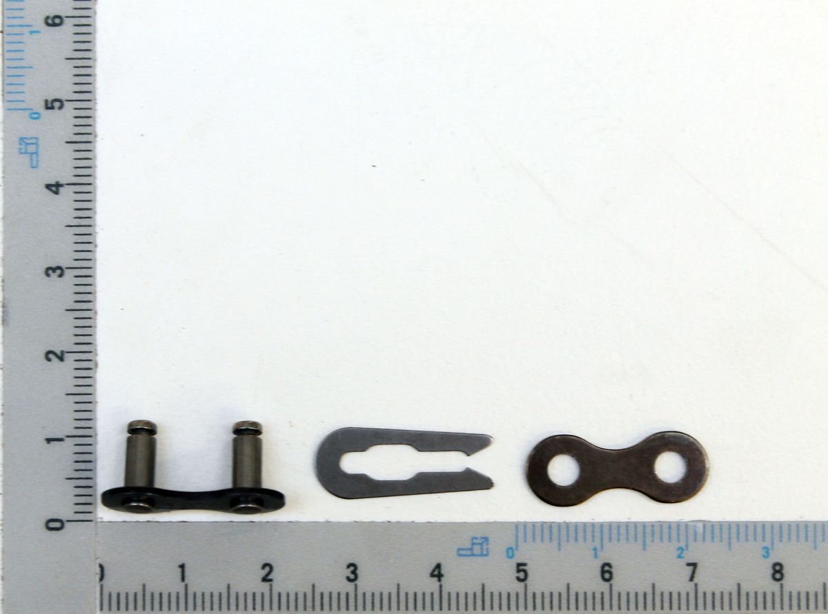Simple locking link set with different profiles for Scheppach components
