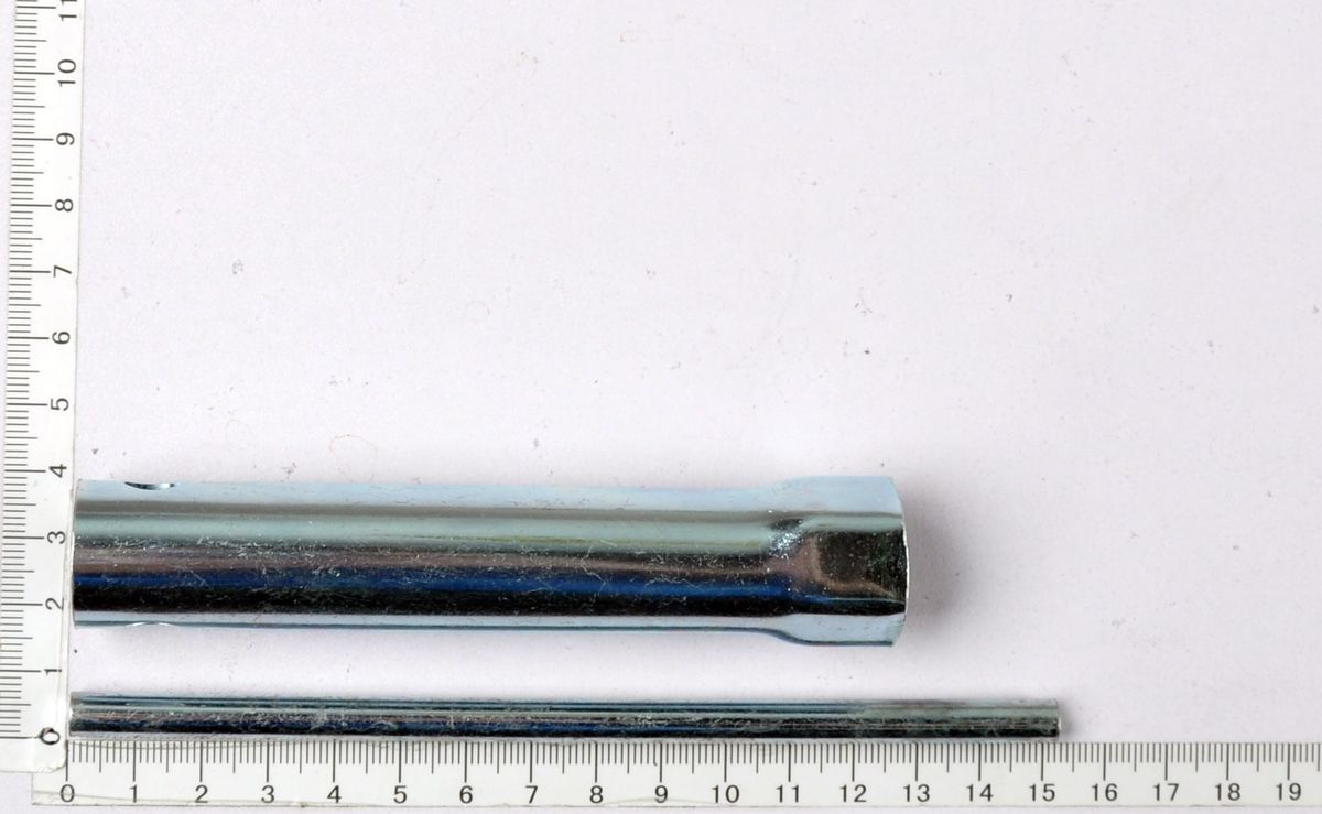 Scheppach sparking plug key with measurement scale