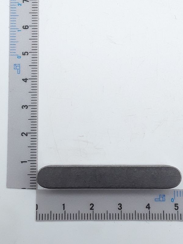 Stainless steel oval key with DIN 6885 specification, size 8x7x50 mm