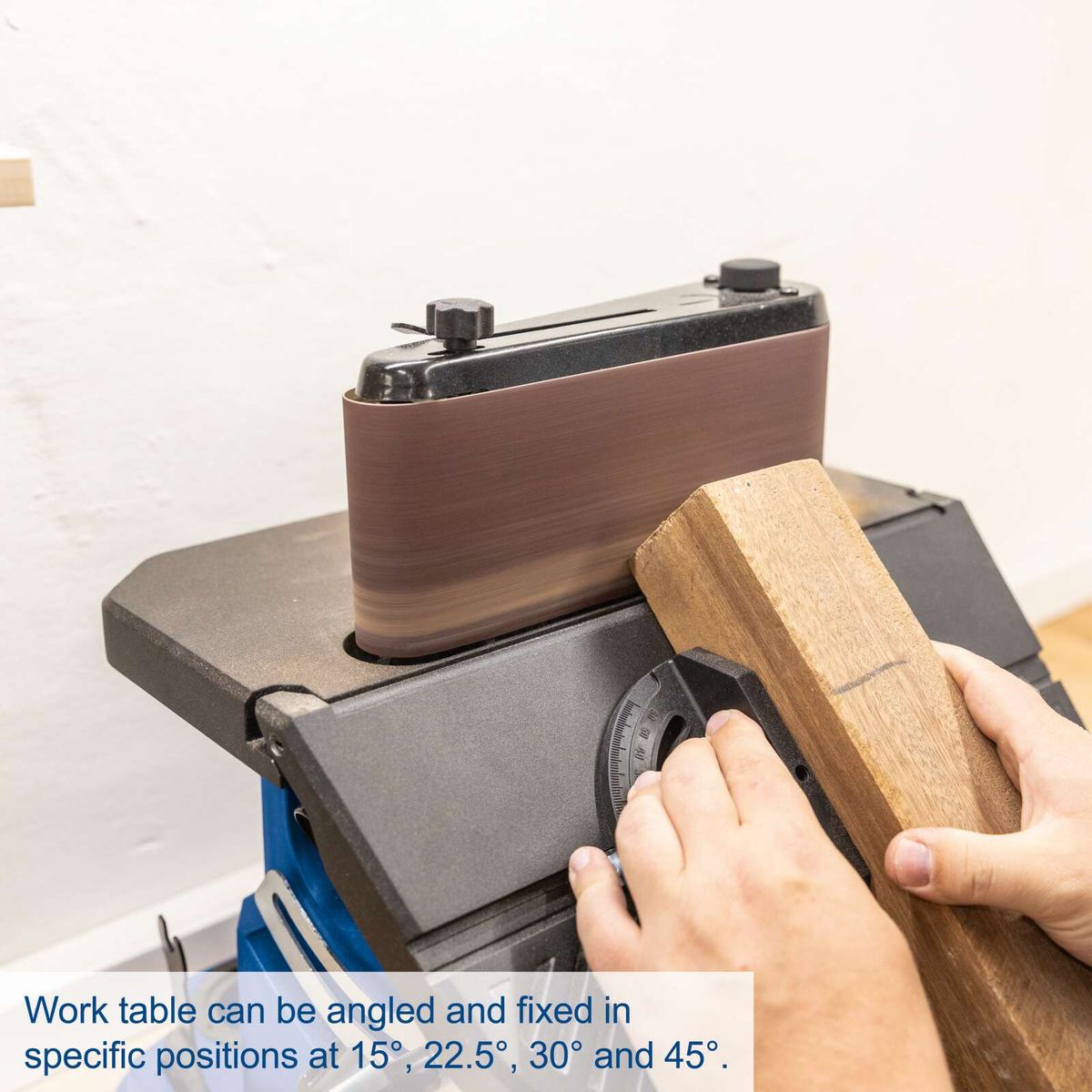 Adjustable worktable for fixed angles at 15°, 22.5°, 30° and 45°