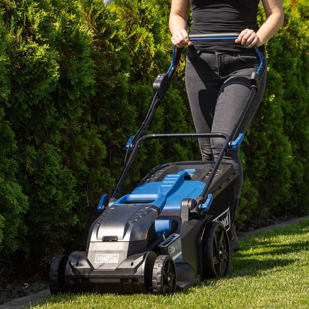 Scheppach cordless lawnmower BC-MP430-X with battery and charger, 43 cm cutting width, 50L bin