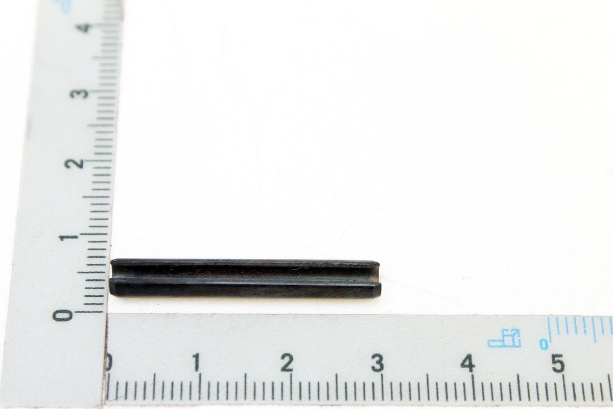 Clamping sleeve with integrated scale for measurement