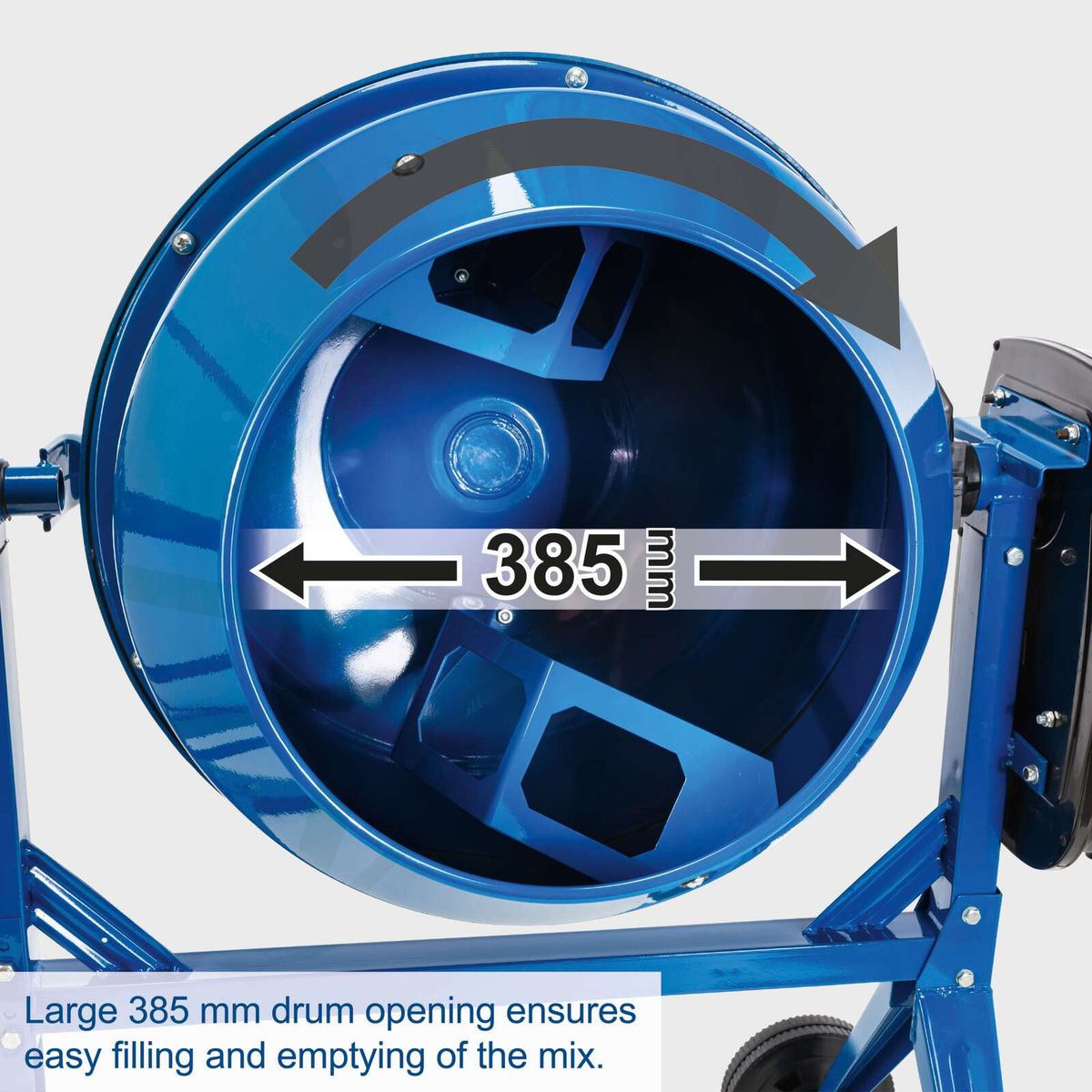 Large 385 mm drum opening for easy filling and emptying of the mix