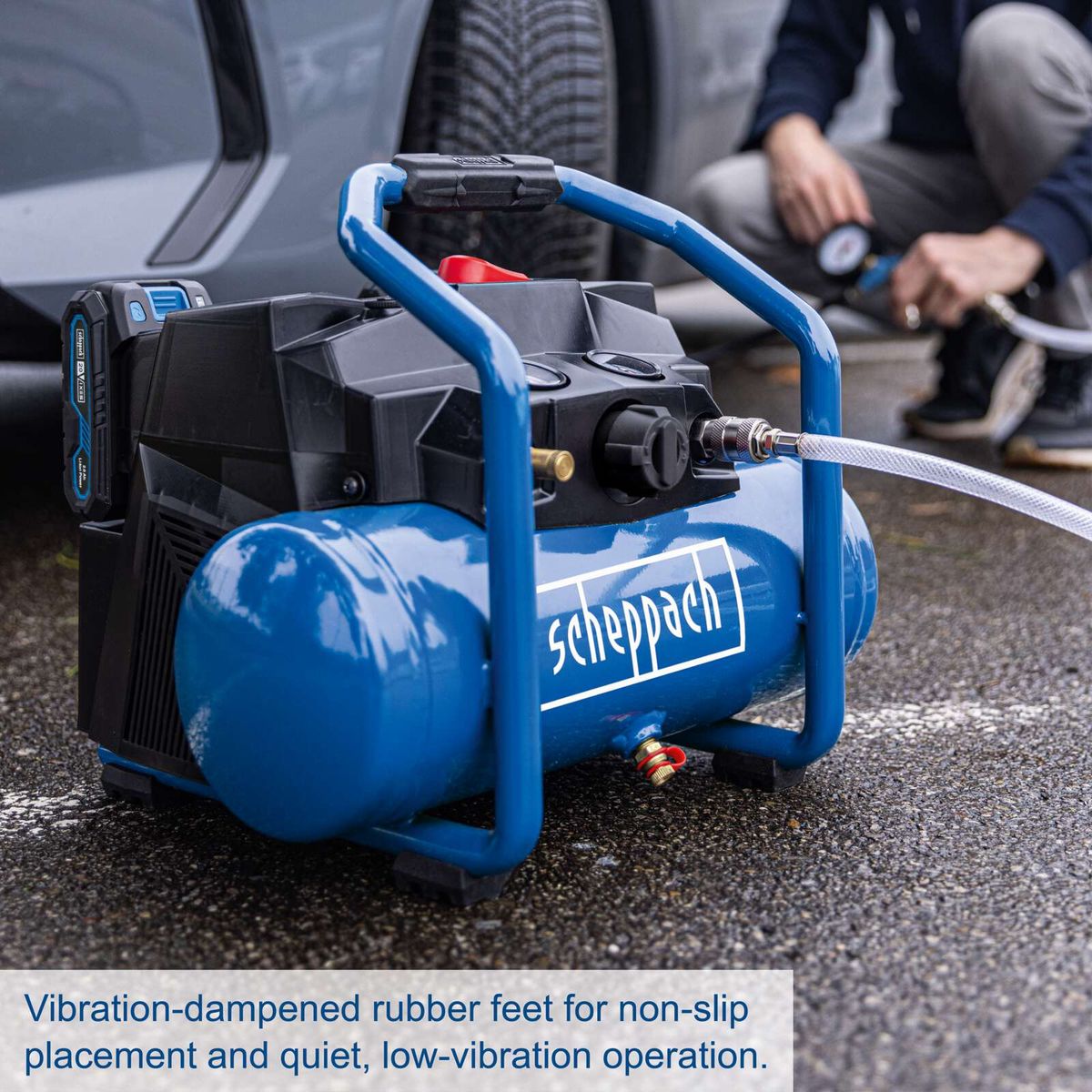 Vibration-damped rubber feet for stable placement and quiet, low-vibration operation of the compressor