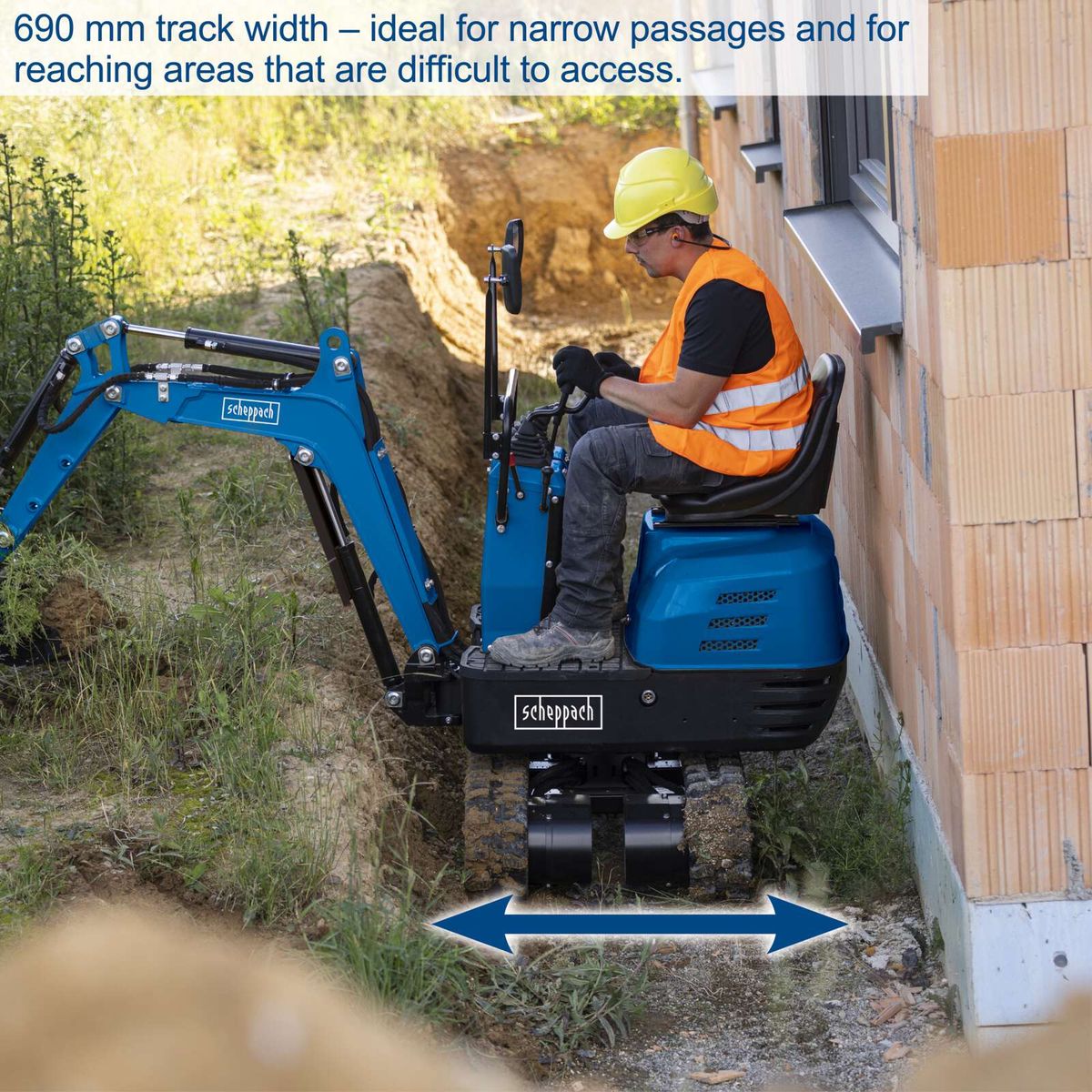Compact excavator with 690 mm track width for narrow spaces, chain drive, Scheppach model