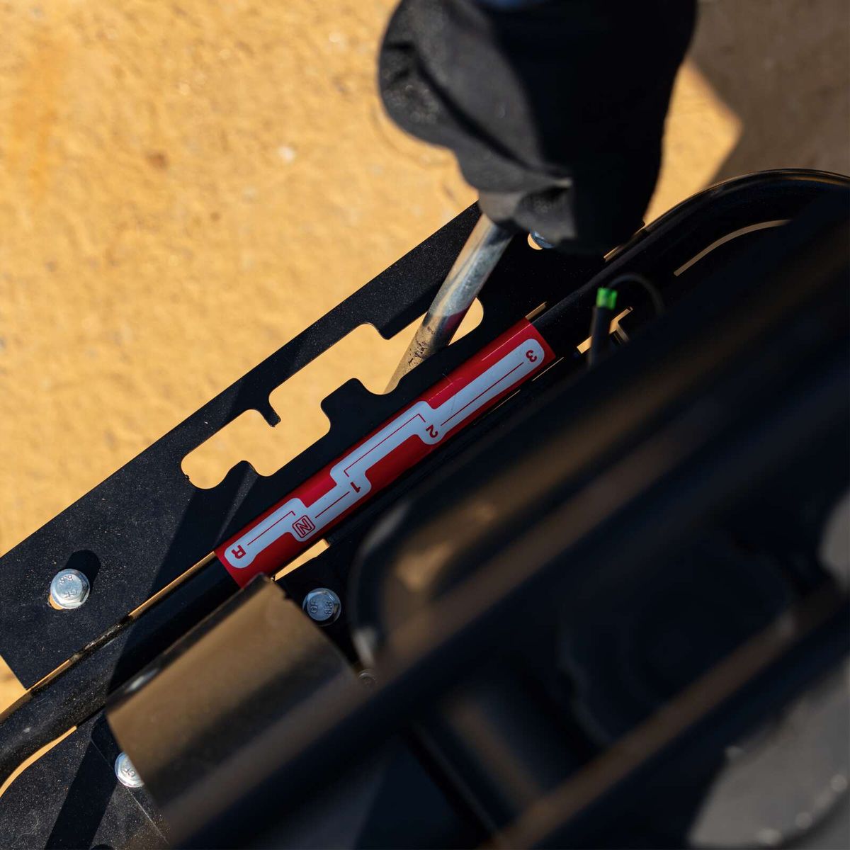 Tool with integrated measuring scale for precise height and distance measurement on Scheppach dumper