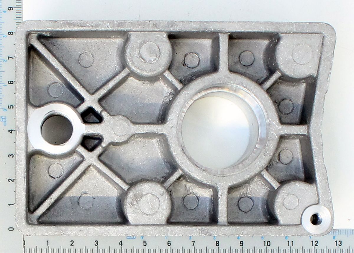 Aluminium oil tank cover with integrated measuring scale