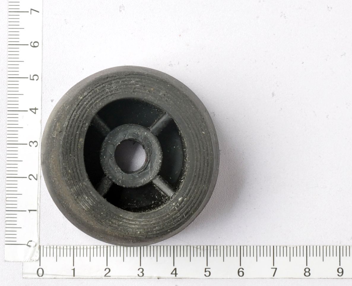 Scheppach rubber foot measuring scale with central hole and cut-outs