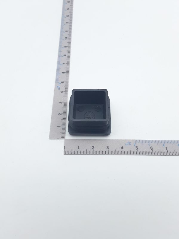 Scheppach plastic plug, close-up with measuring scale