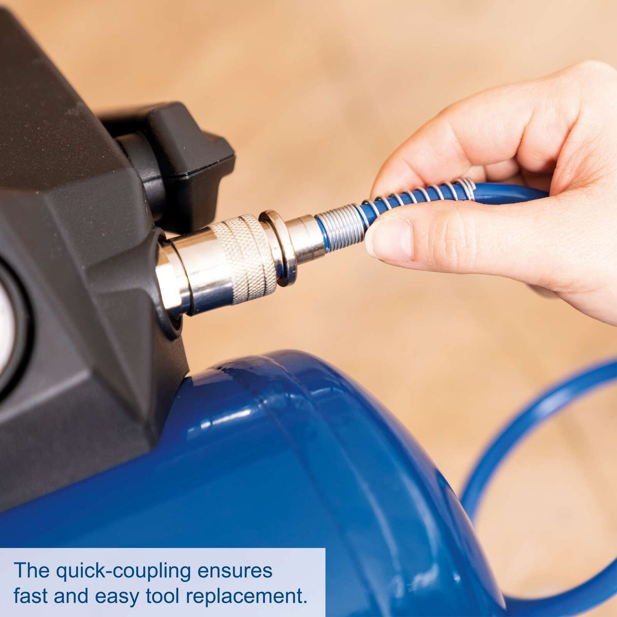 Quick-coupling for fast and easy tool replacement on the air compressor HC06