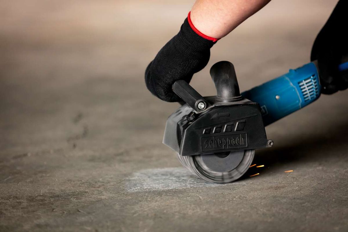 Scheppach metal wire brush with handle, showing a twisted wire brush head attached to a machine