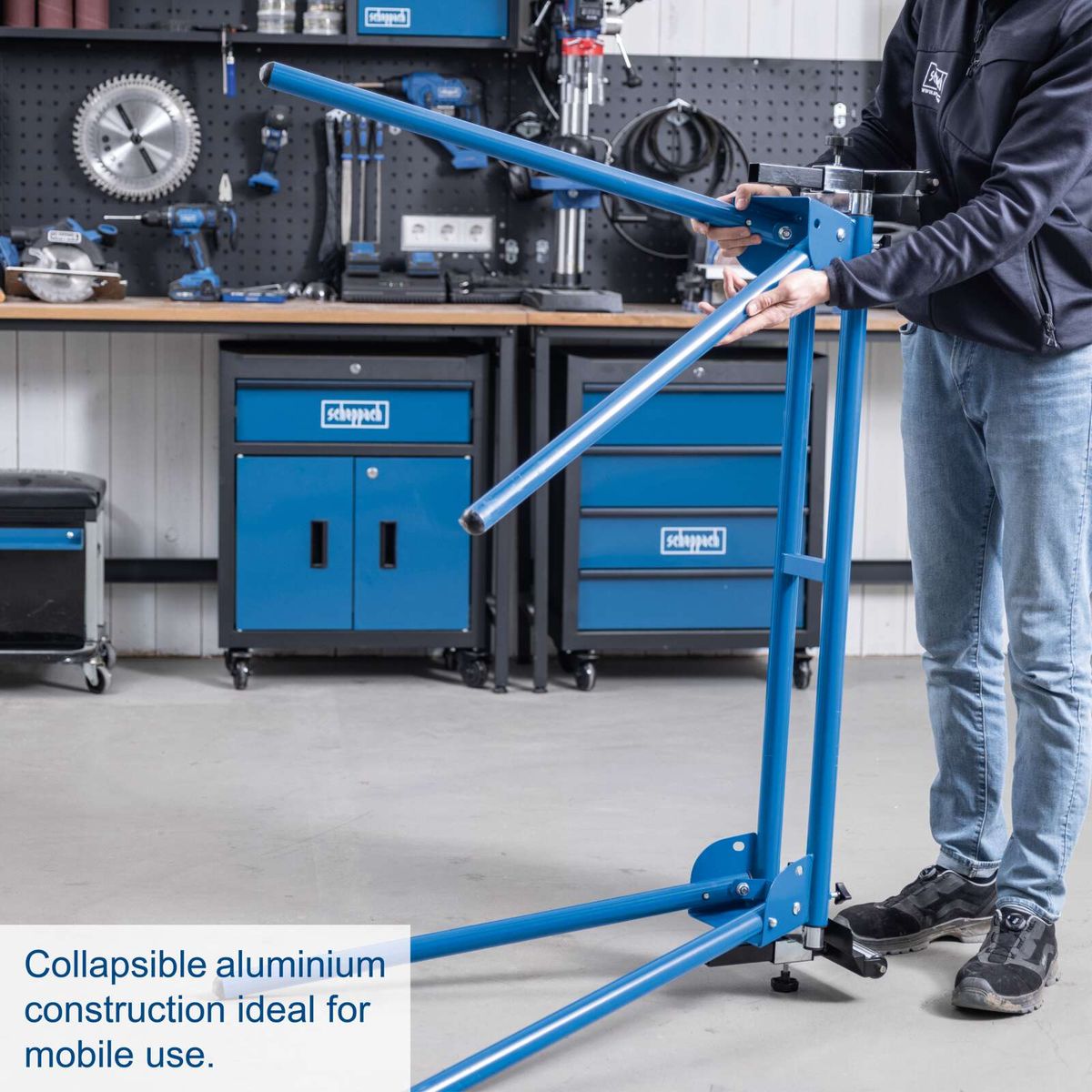 Compact aluminium base for mobile use, max. load capacity 200 kg