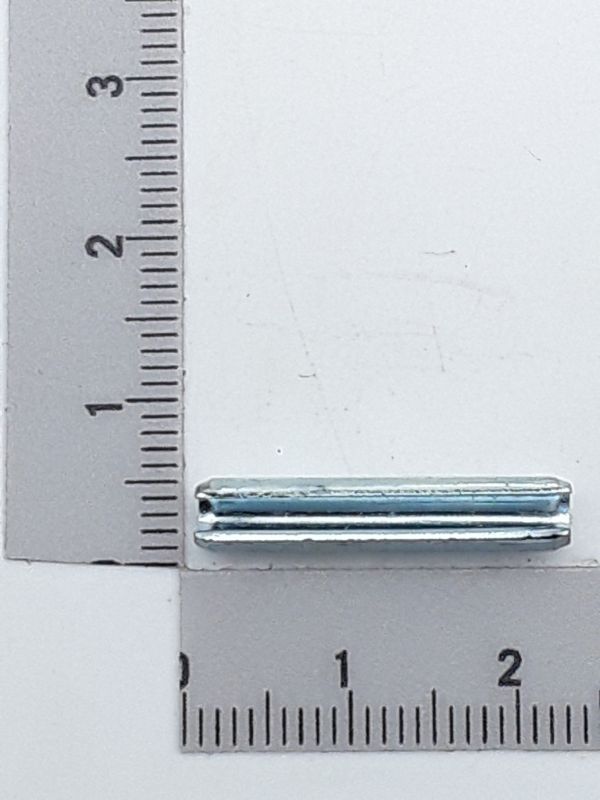 Adapter sleeve with measurement scale for accurate fitting