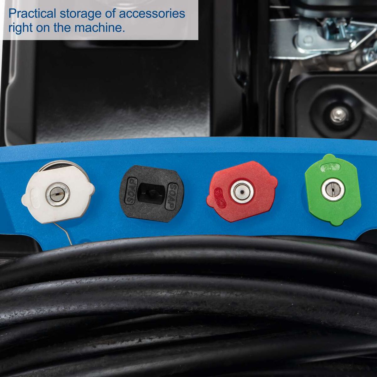 Practical storage of accessories directly on the high-pressure cleaner with integrated nozzles