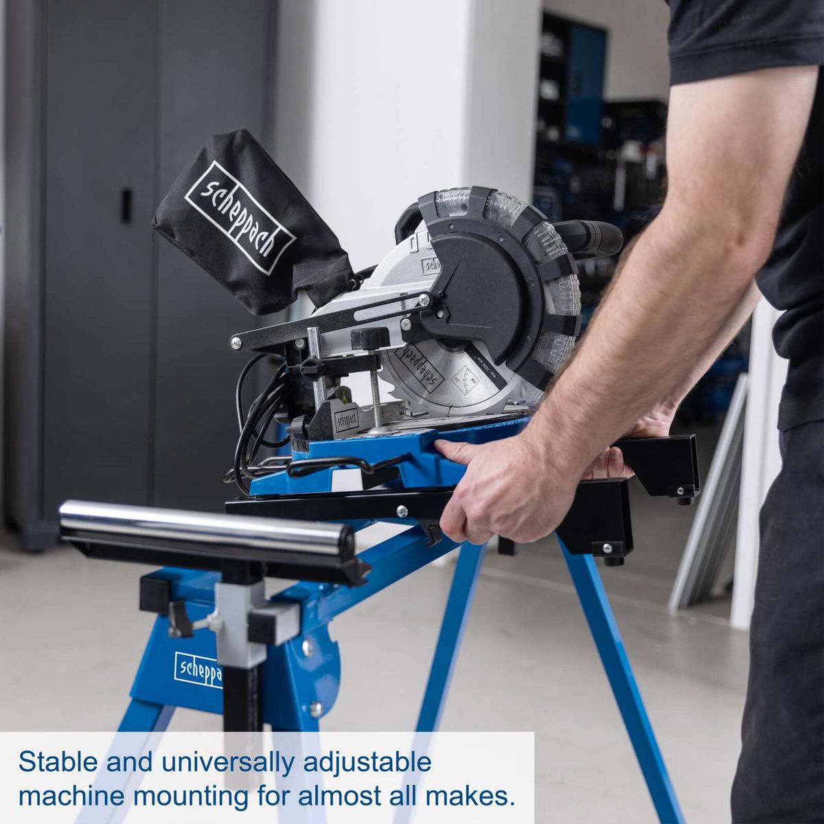 Stable and universally adjustable machine base for mitre saws, ensuring precision in use.